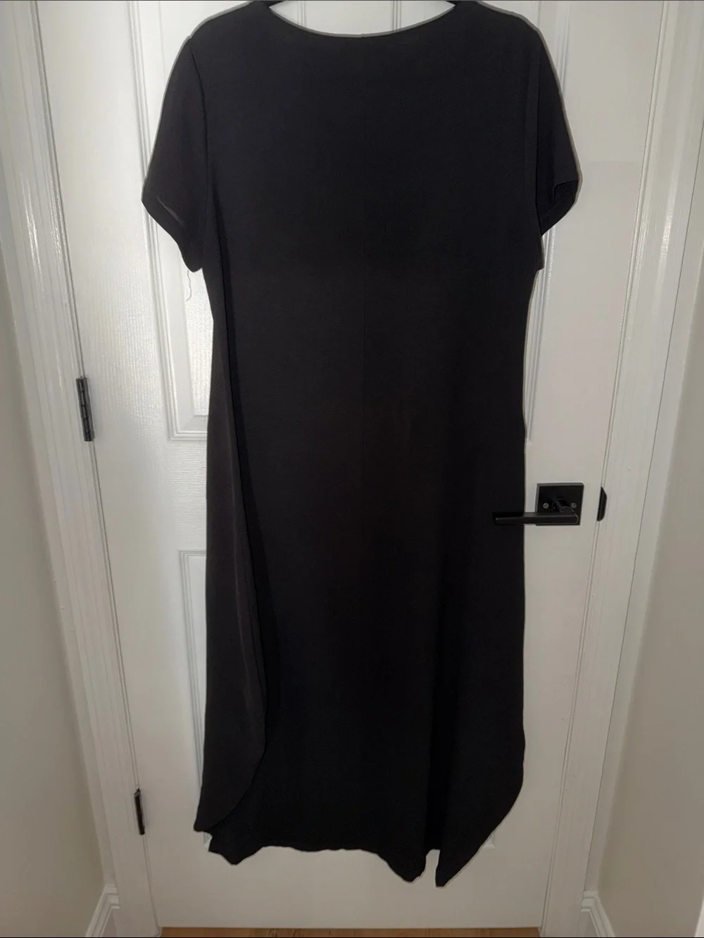 Black Short-Sleeve Fashion Logo Dress